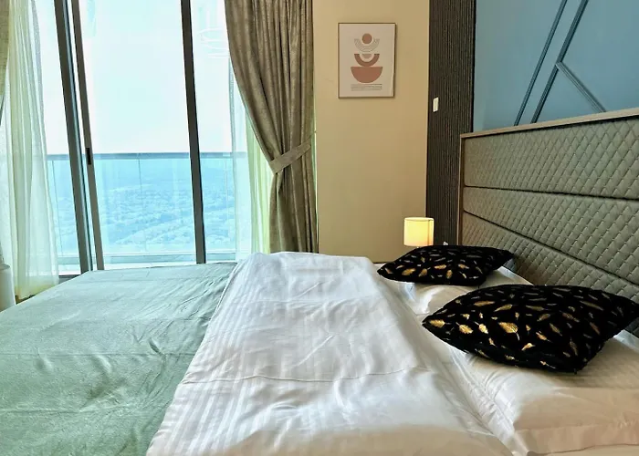 Skyline View Premium Apartment